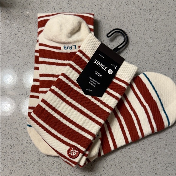 Stance Men's Casual Red and White Striped Socks 2 Pairs - Picture 5 of 5